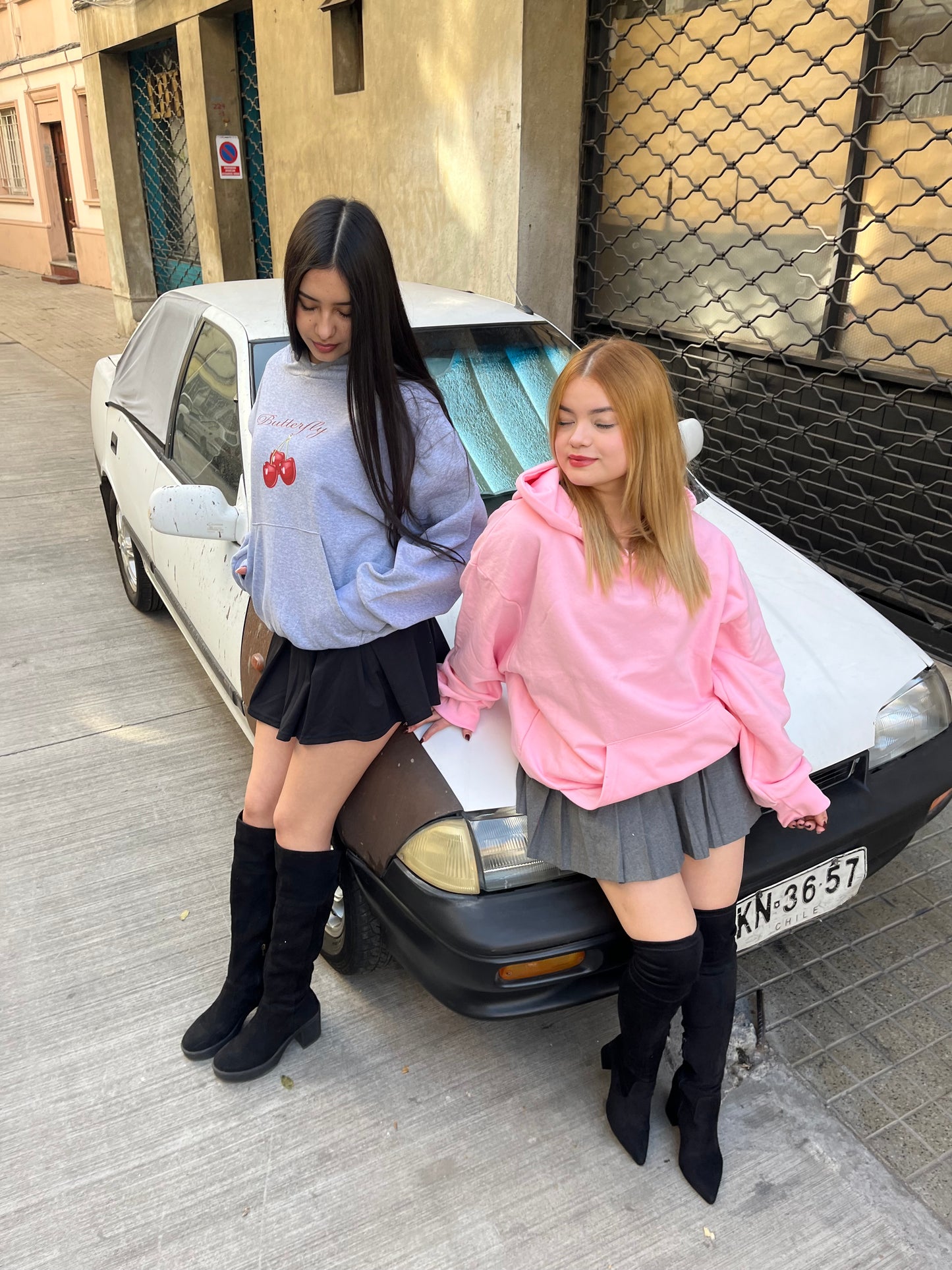 Hoodie lucky modelo manga globo pink