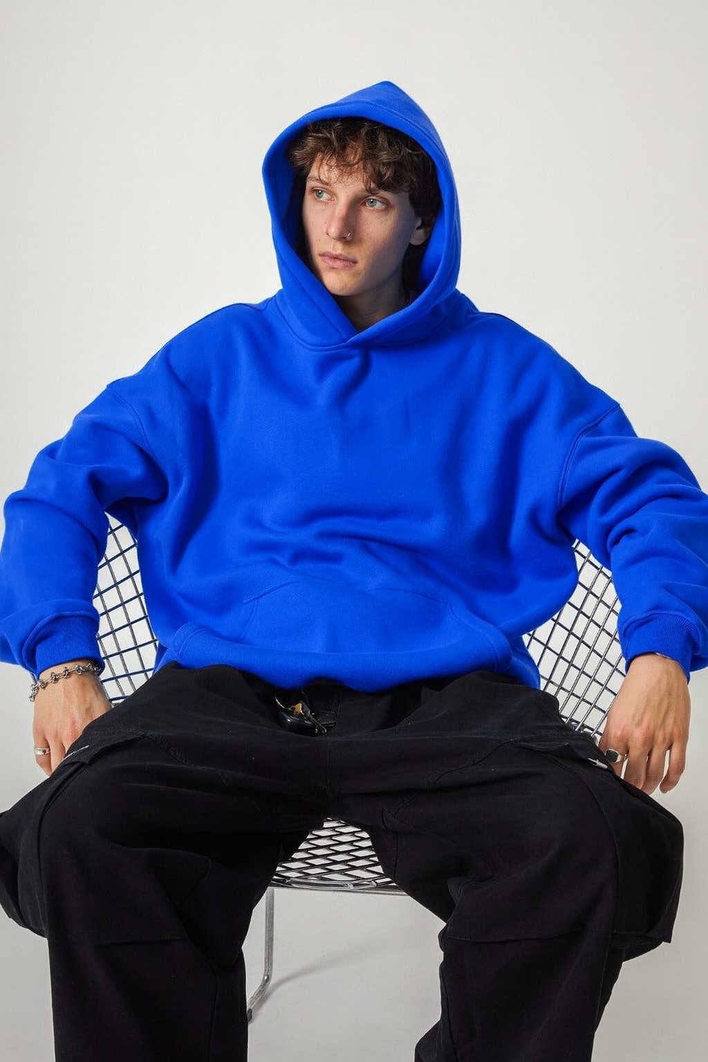 Hoodie basic azul rey mangas globo