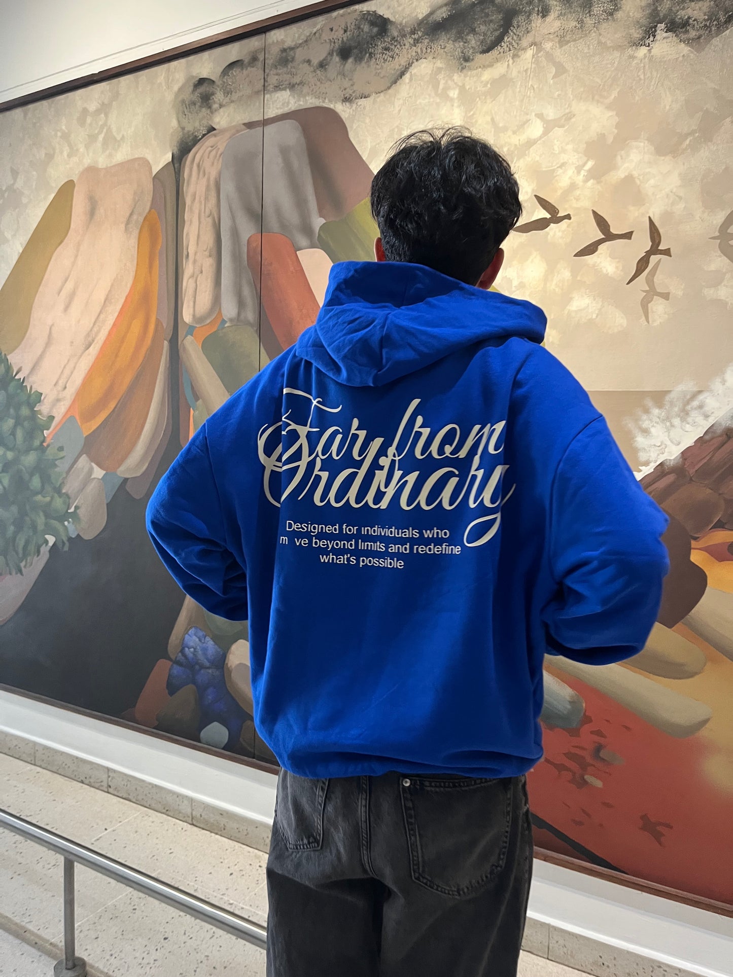 Far From Ordinary - Hoodie Mangas Globo Blue
