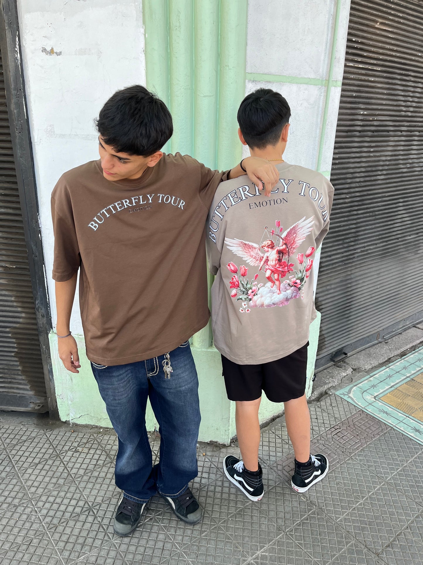 Camiseta emotion modelo oversized