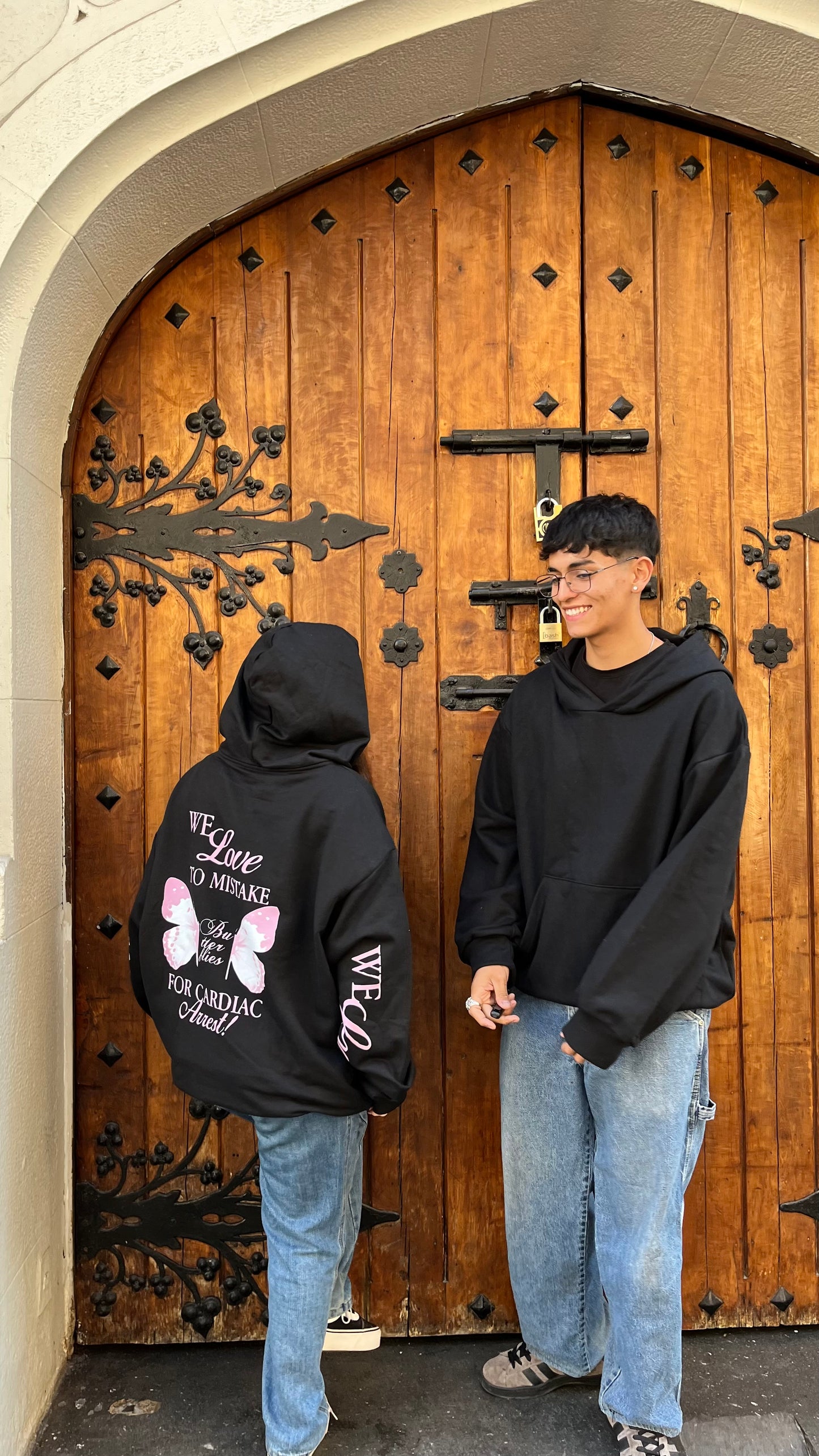 hoodie we love modelo mangas globo ♥︎