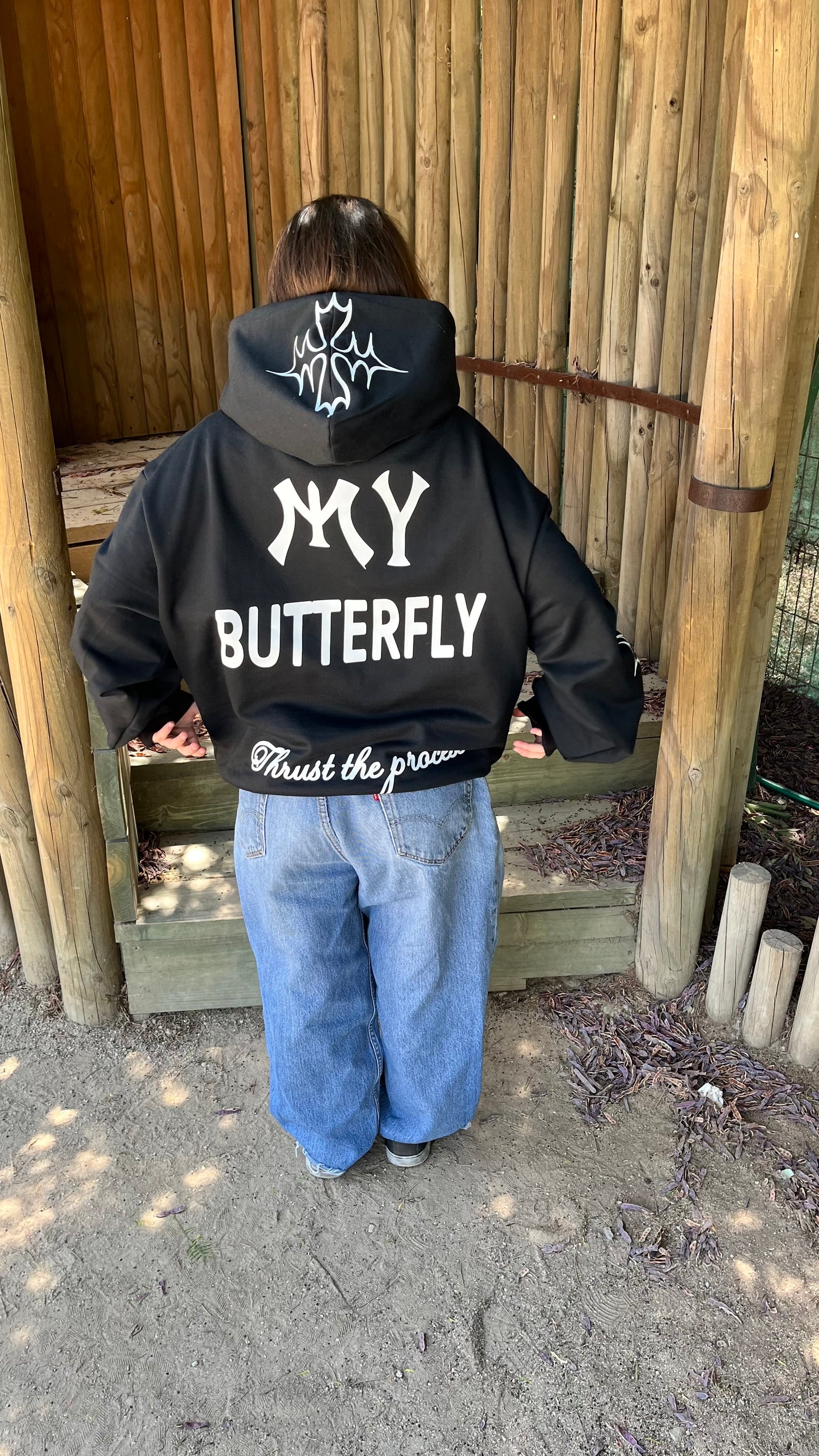 Hoodie my butterfly modelo mangas globo ♥︎