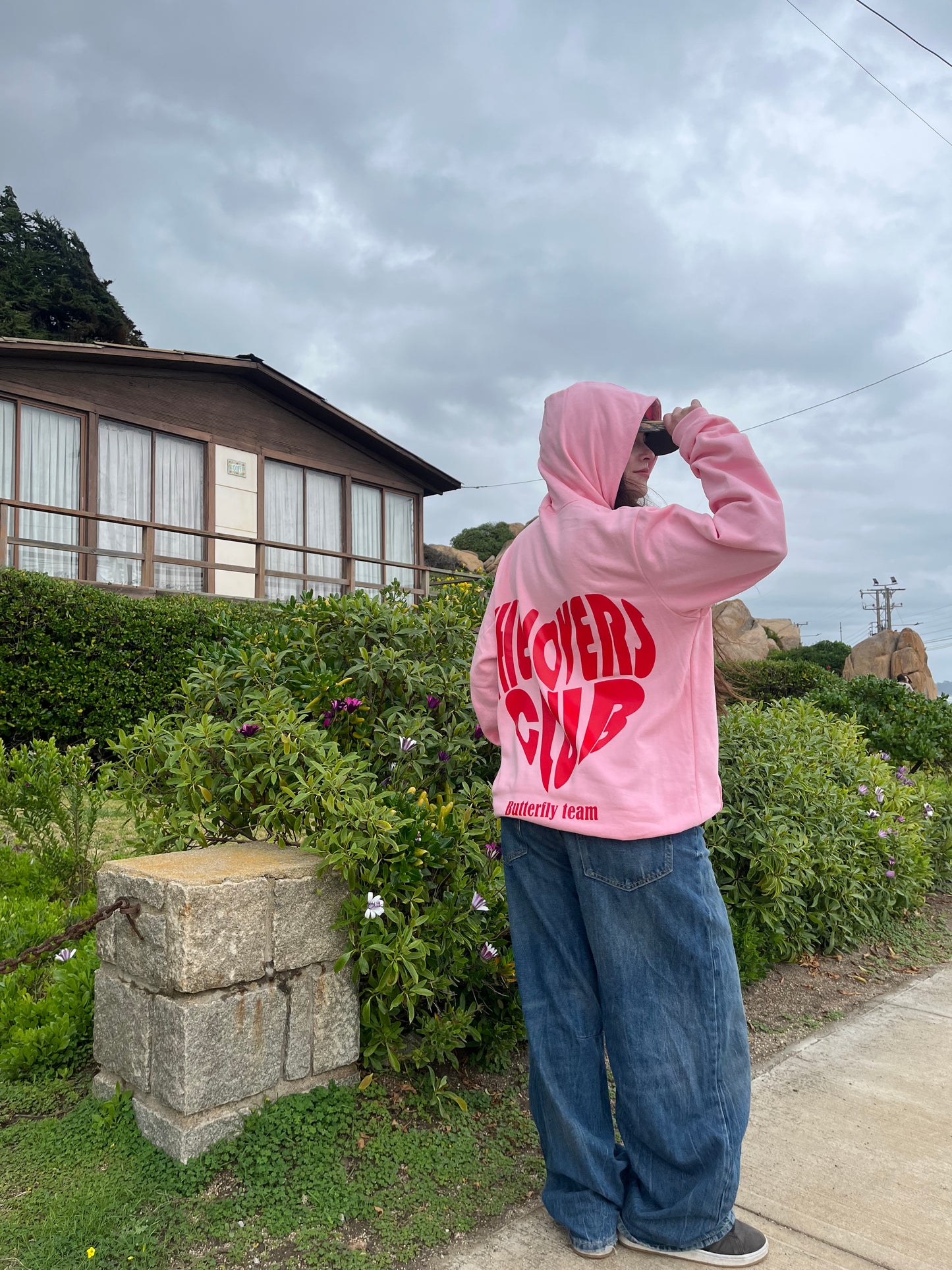 Hoodie the lovers club modelo manga globo pink
