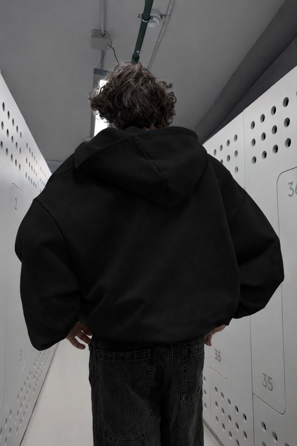Basic Black - Hoodie Mangas Globo