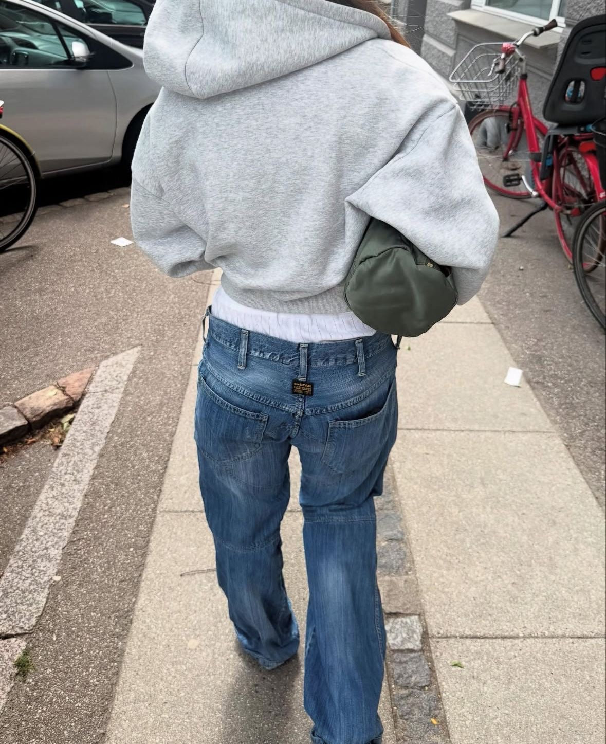 Hoodie basic gris mangas globo