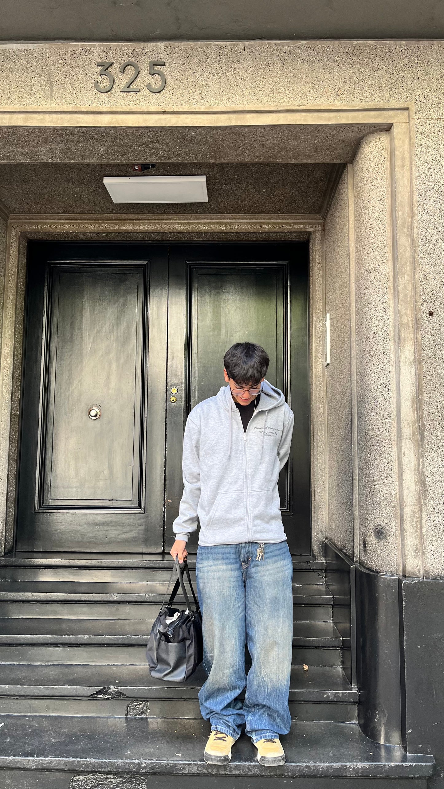 Hoodie trust the process modelo clasico zip