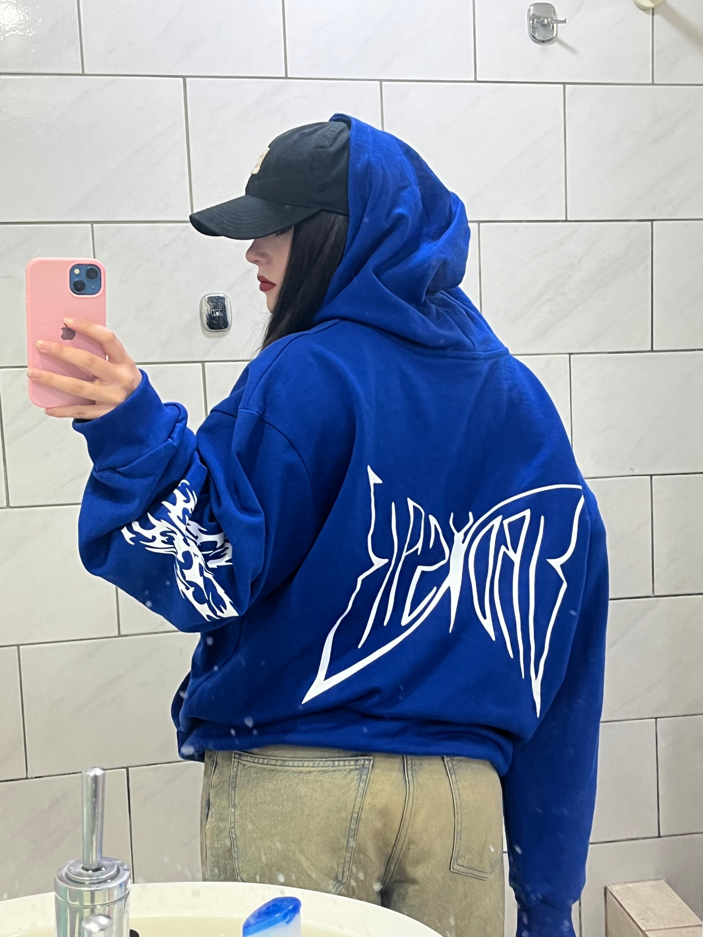 Hoodie Butterfly world modelo mangas globo ⭑ blue