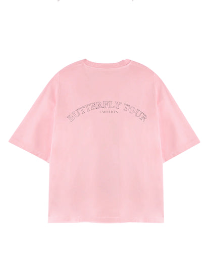 Camiseta Butterfly modelo oversized ⭑