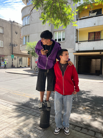 Hoodie basic rojo  zip  modelo clásico