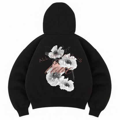 Hoodie Need Love negro mangas globo