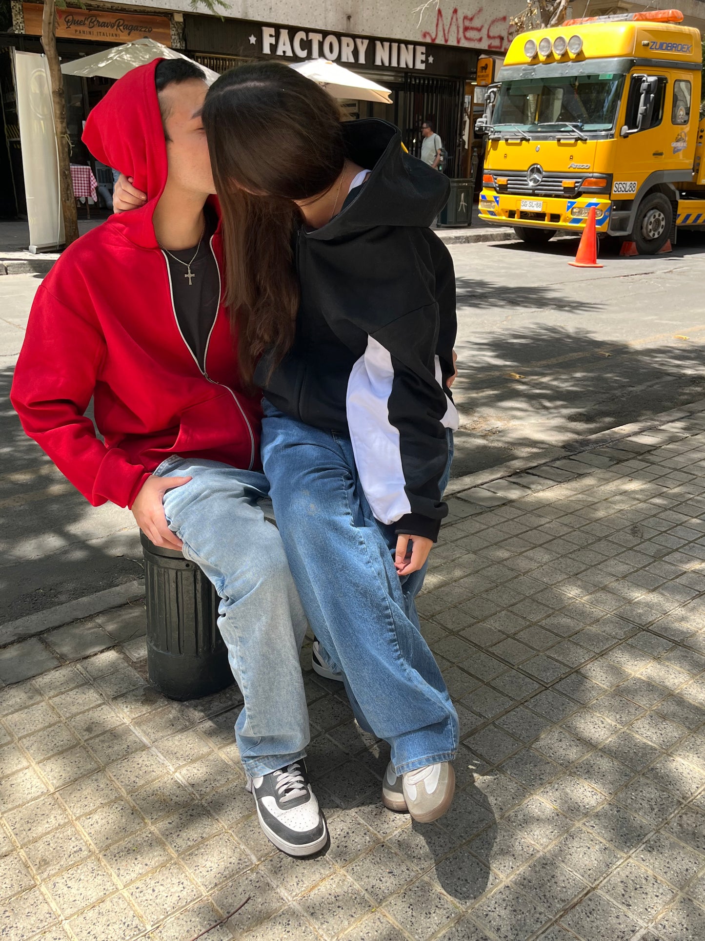 Hoodie full zipe bicolor manga globo ⭑