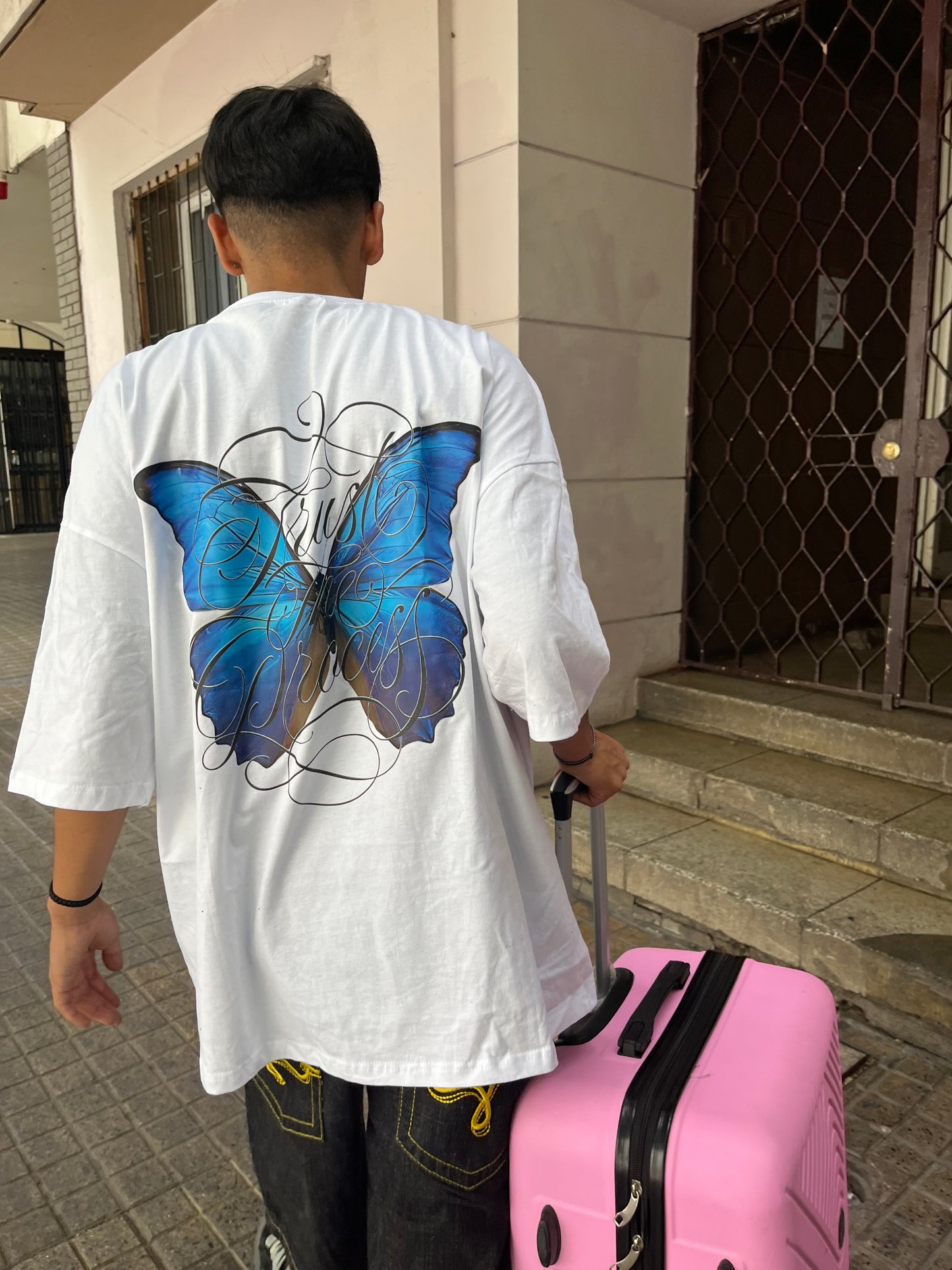 Camiseta trust the process modelo recto