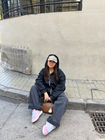 Basic Black - Hoodie Zip Mangas Globos
