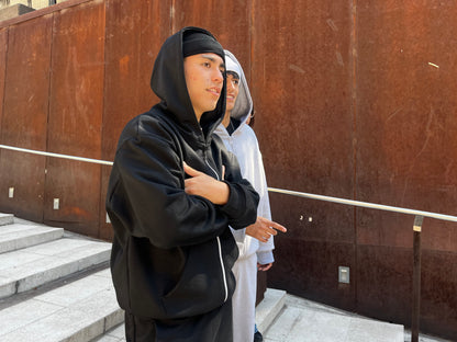 Basic Black -Hoodie Mangas Globos