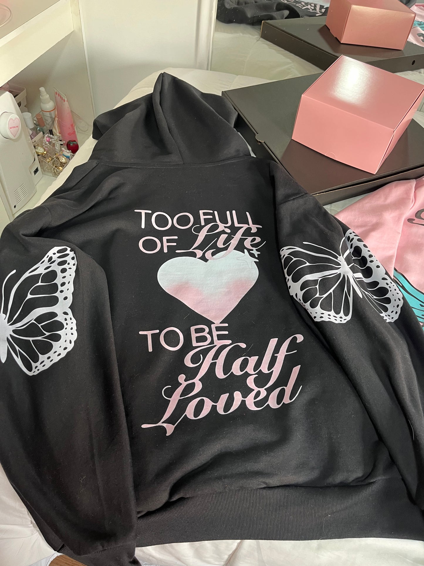 hoodie we love modelo mangas globo ♥︎