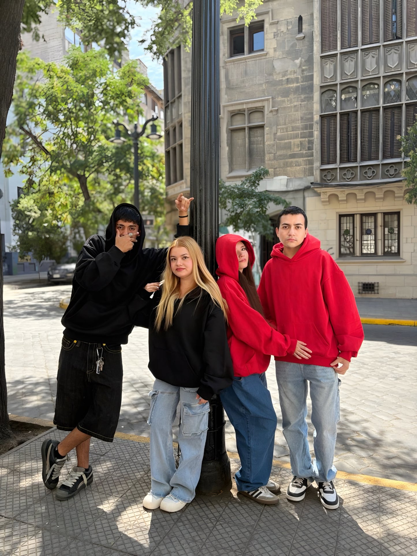 Basic Black - Hoodie Mangas Globo