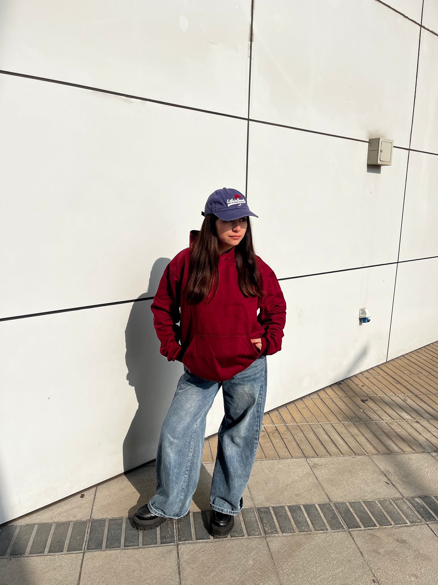 Basic burdeo- Hoodie Classic