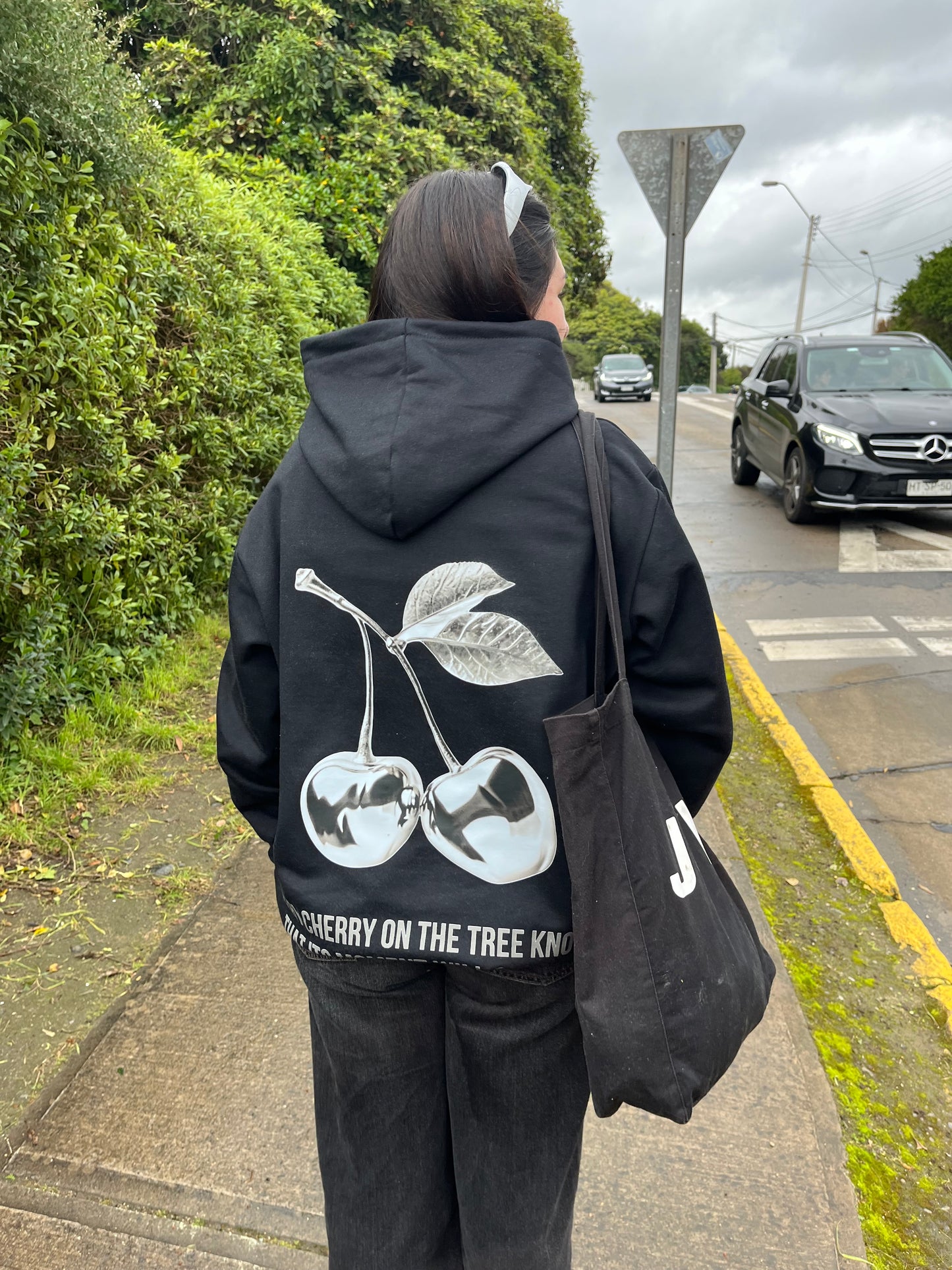 Cherry Silver - Hoodie Mangas Globo Black